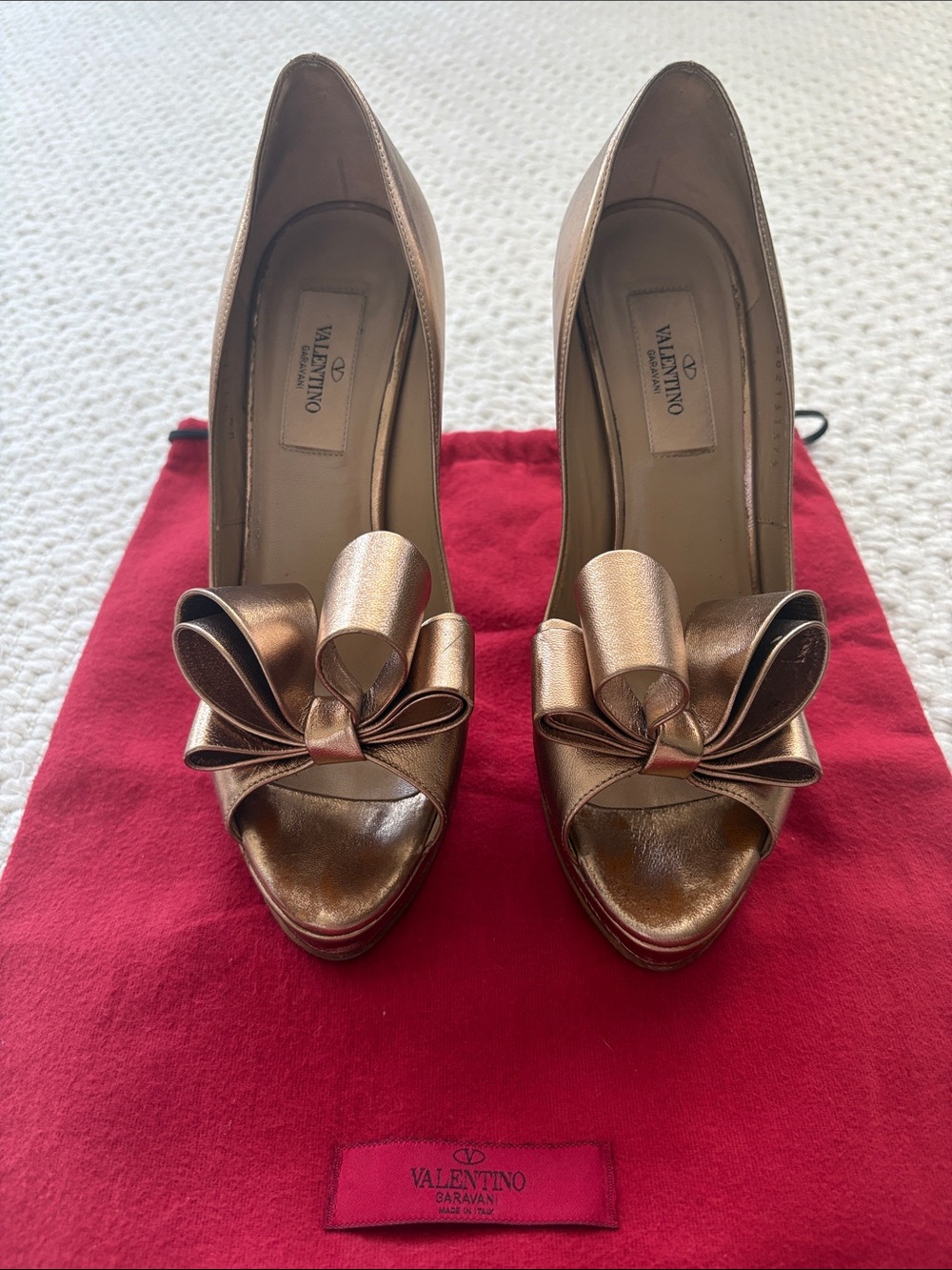 Valentino Garavani Metallic Bronze Bow Peep-Toe Heels 37.5